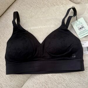 Tommy John Black Wireless Bra